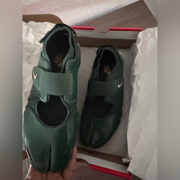 new green nike rift - Picture 3 of 5